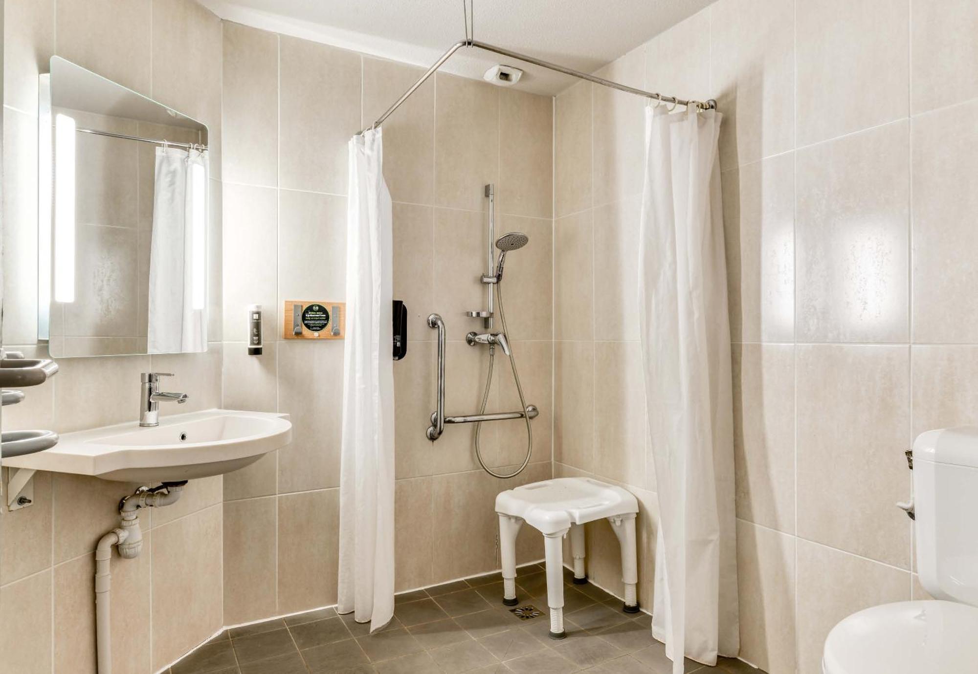 B&B Hotel Montpellier 1 Saint-Jean-de-Vedas Bagian luar foto